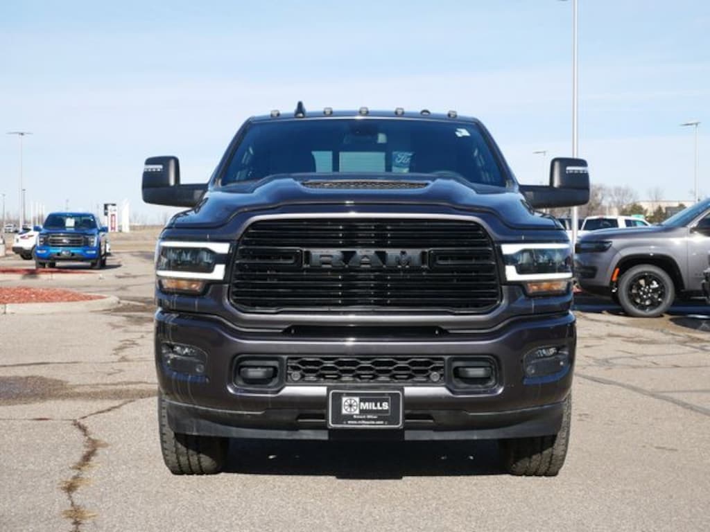 New 2023 Ram 3500 LARAMIE CREW CAB 4X4 6'4 BOX For Sale Willmar MN