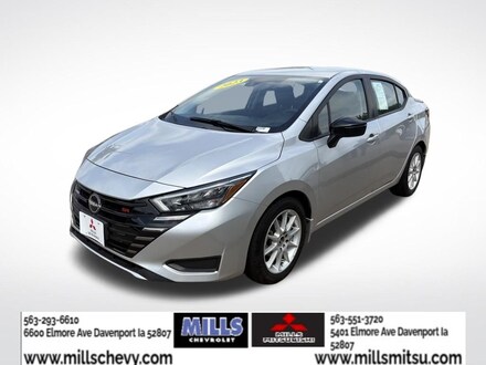 2023 Nissan Versa 1.6 SR Sedan