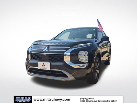 2025 Mitsubishi Outlander SE SUV