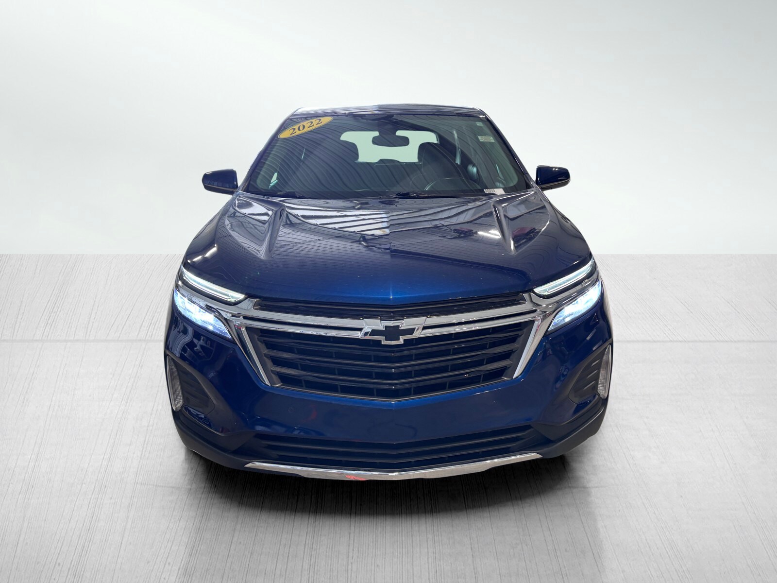 Used 2022 Chevrolet Equinox LT with VIN 3GNAXKEV5NL164068 for sale in Davenport, IA