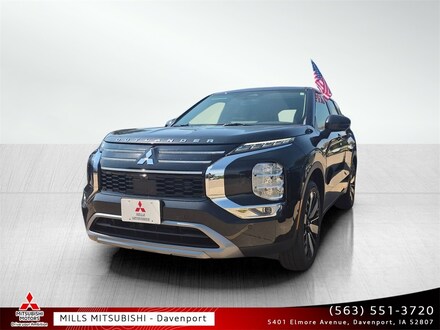 2025 Mitsubishi Outlander SE SUV