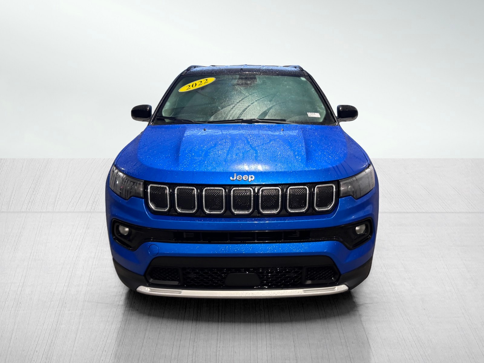 Used 2022 Jeep Compass Limited with VIN 3C4NJDCB5NT169349 for sale in Davenport, IA