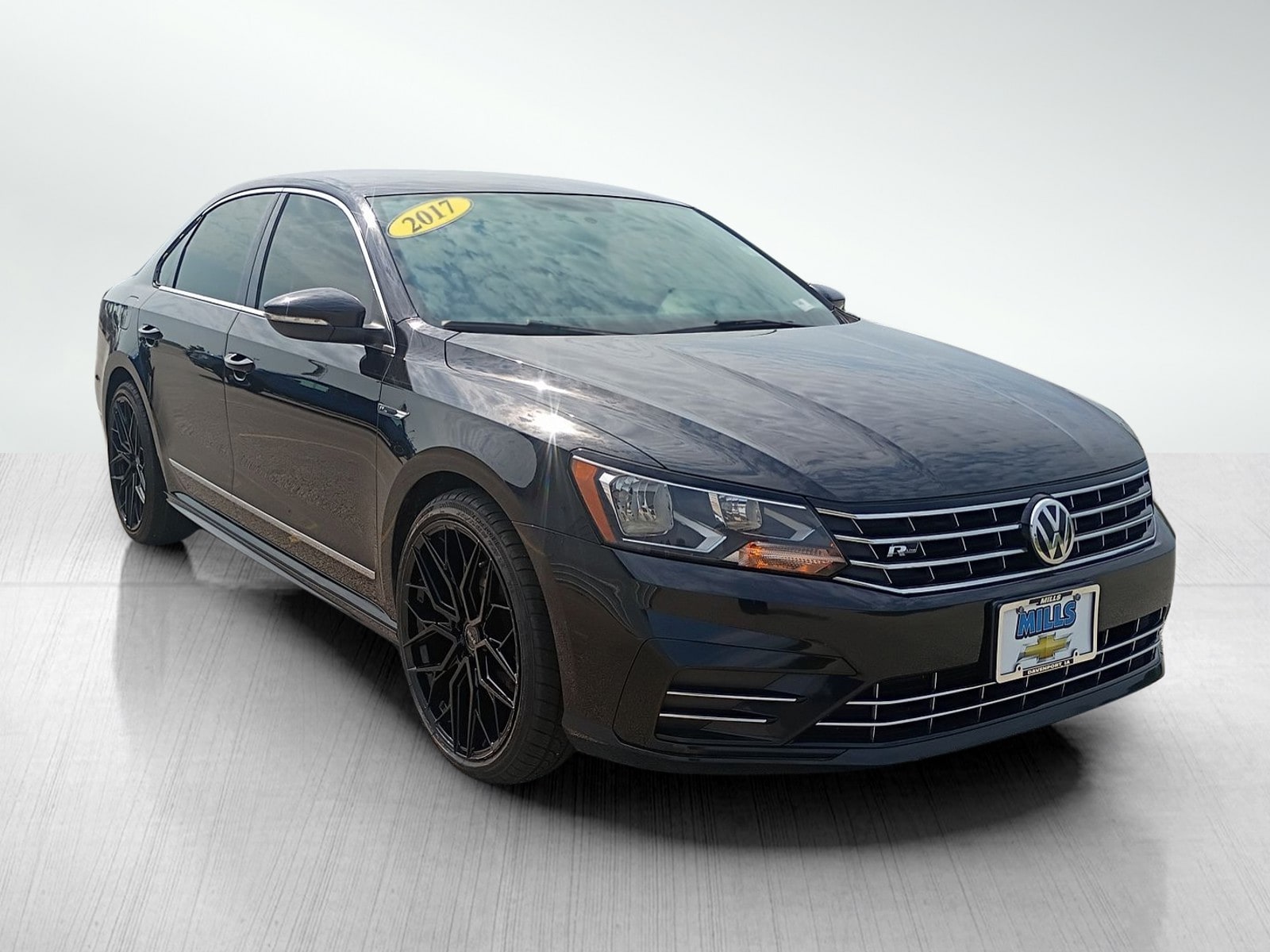 Used 2017 Volkswagen Passat R-Line with VIN 1VWDT7A31HC069443 for sale in Davenport, IA