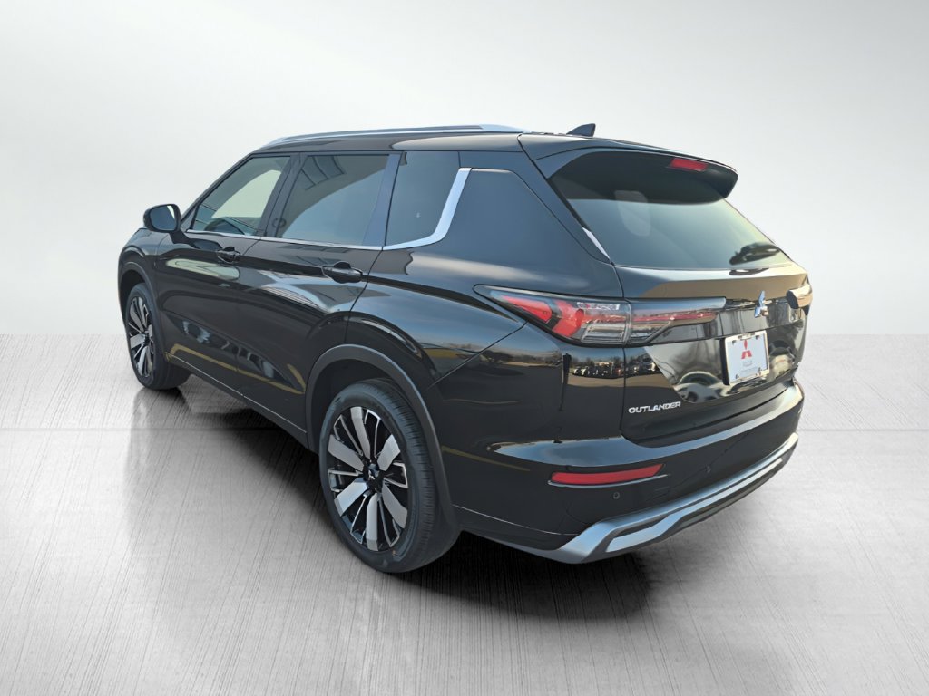 2026 Mitsubishi Outlander SEL - Photo 6