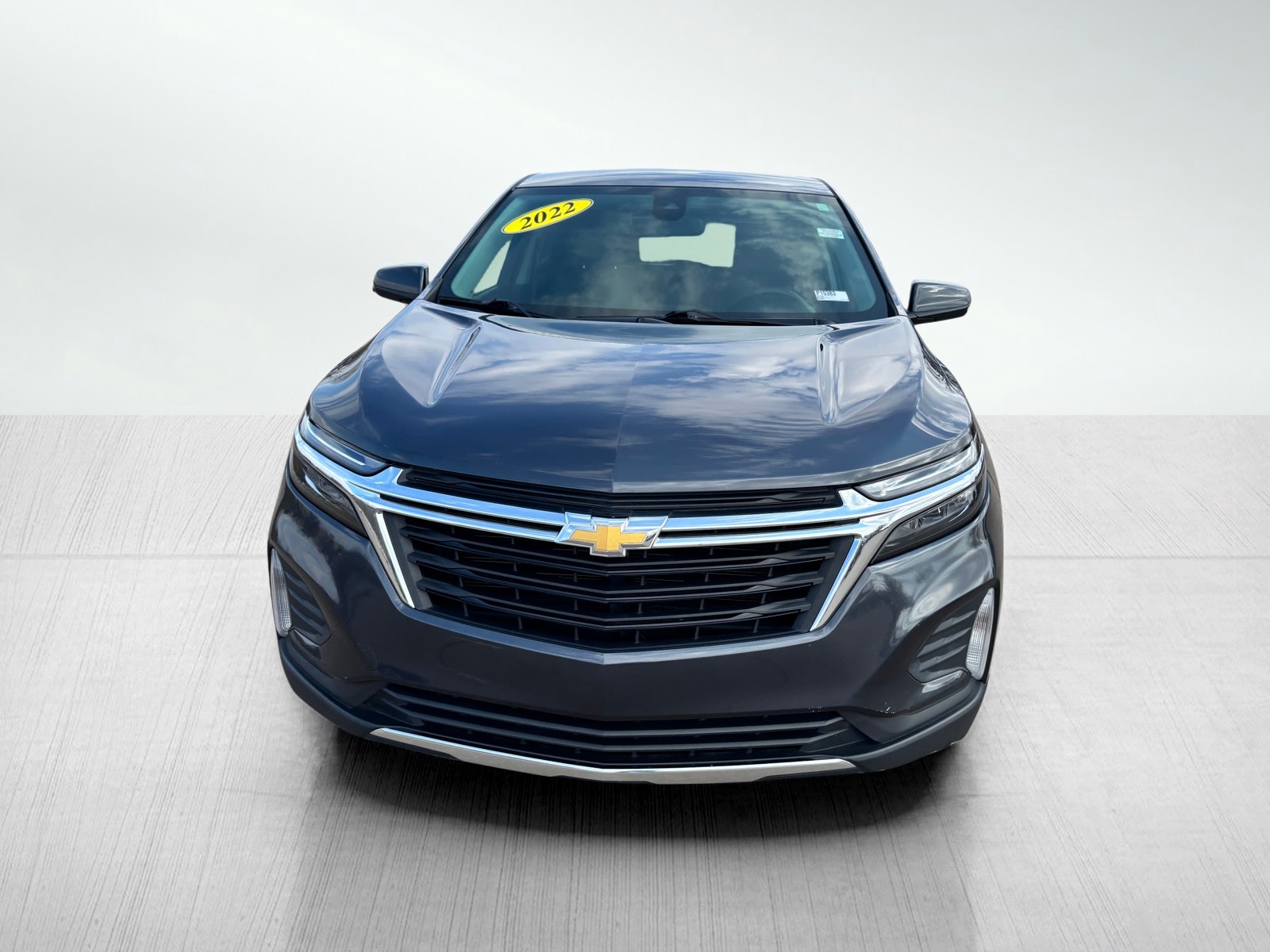 Used 2022 Chevrolet Equinox LT with VIN 2GNAXUEV4N6116142 for sale in Davenport, IA