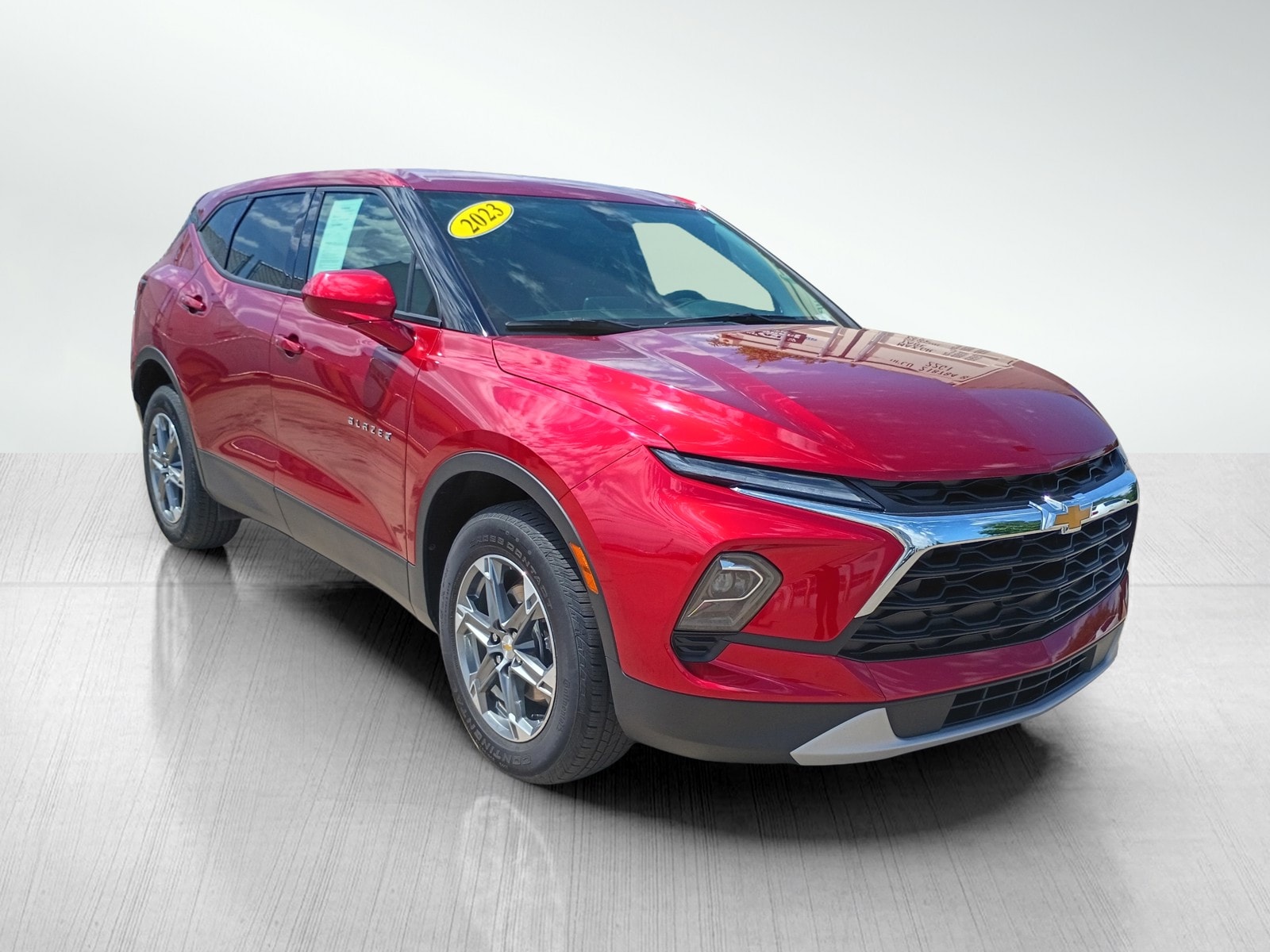 Used 2023 Chevrolet Blazer 2LT with VIN 3GNKBCR45PS162663 for sale in Davenport, IA