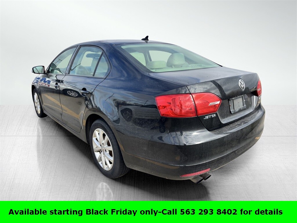 Used 2011 Volkswagen Jetta 2.5L SE Sedan