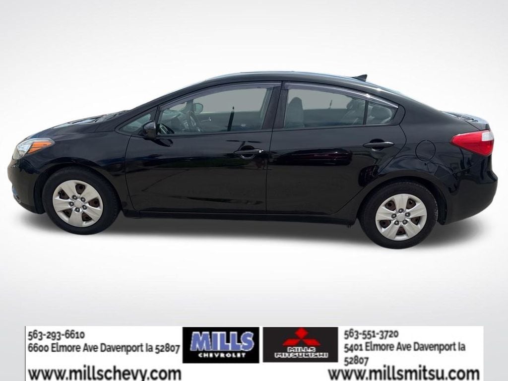 Used 2016 Kia Forte LX with VIN KNAFK4A63G5612198 for sale in Davenport, IA