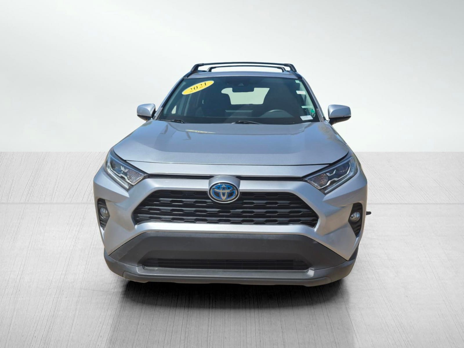 Used 2021 Toyota RAV4 XLE with VIN 4T3RWRFV6MU028769 for sale in Davenport, IA