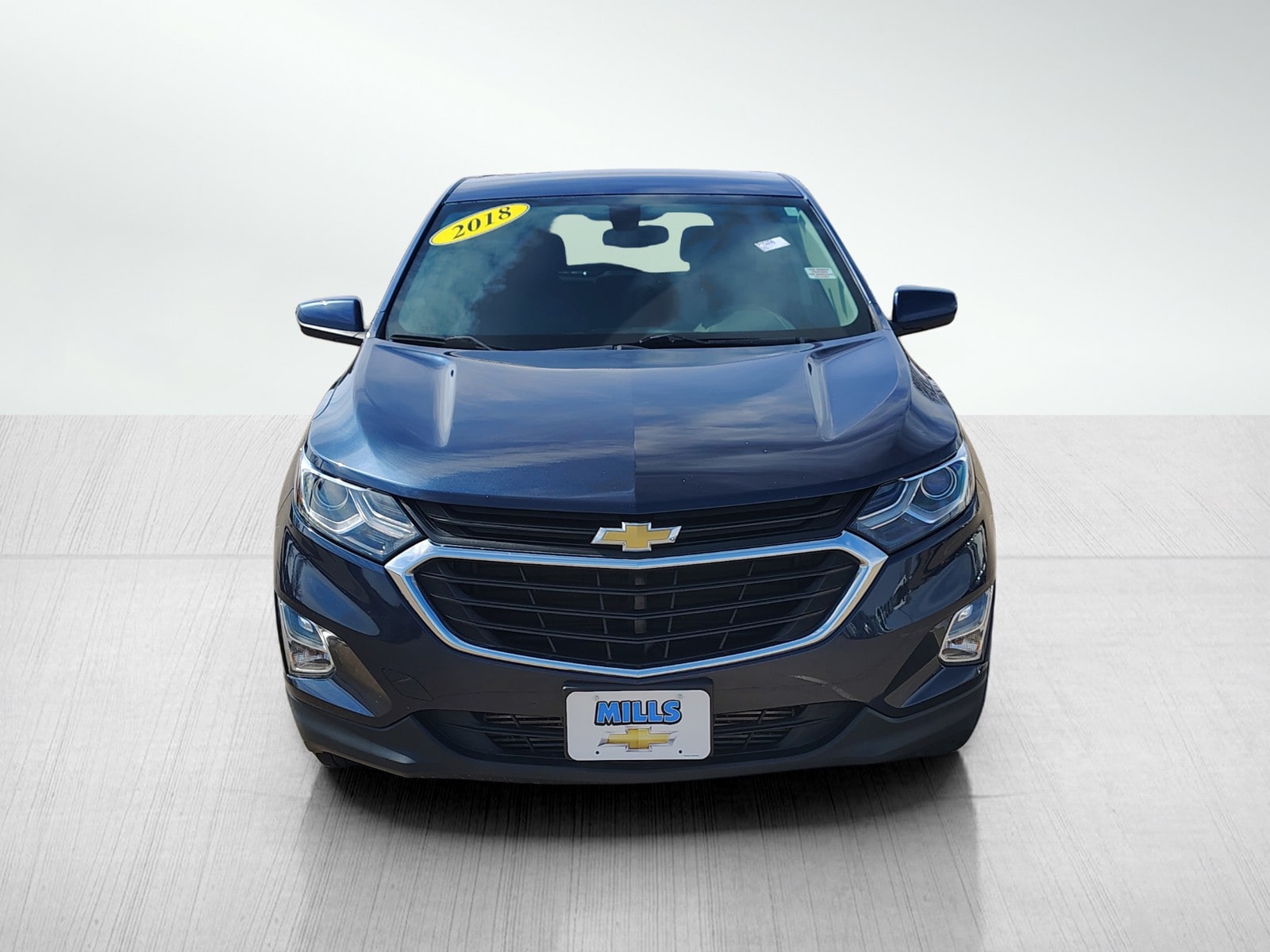 Used 2018 Chevrolet Equinox LT with VIN 3GNAXJEVXJS574682 for sale in Davenport, IA