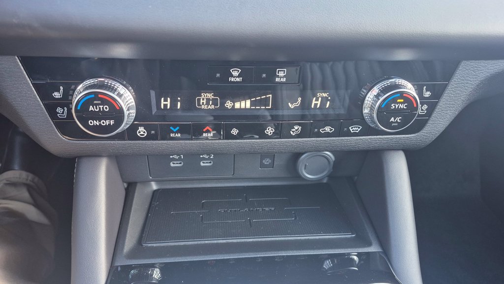 2026 Mitsubishi Outlander SEL - Photo 19