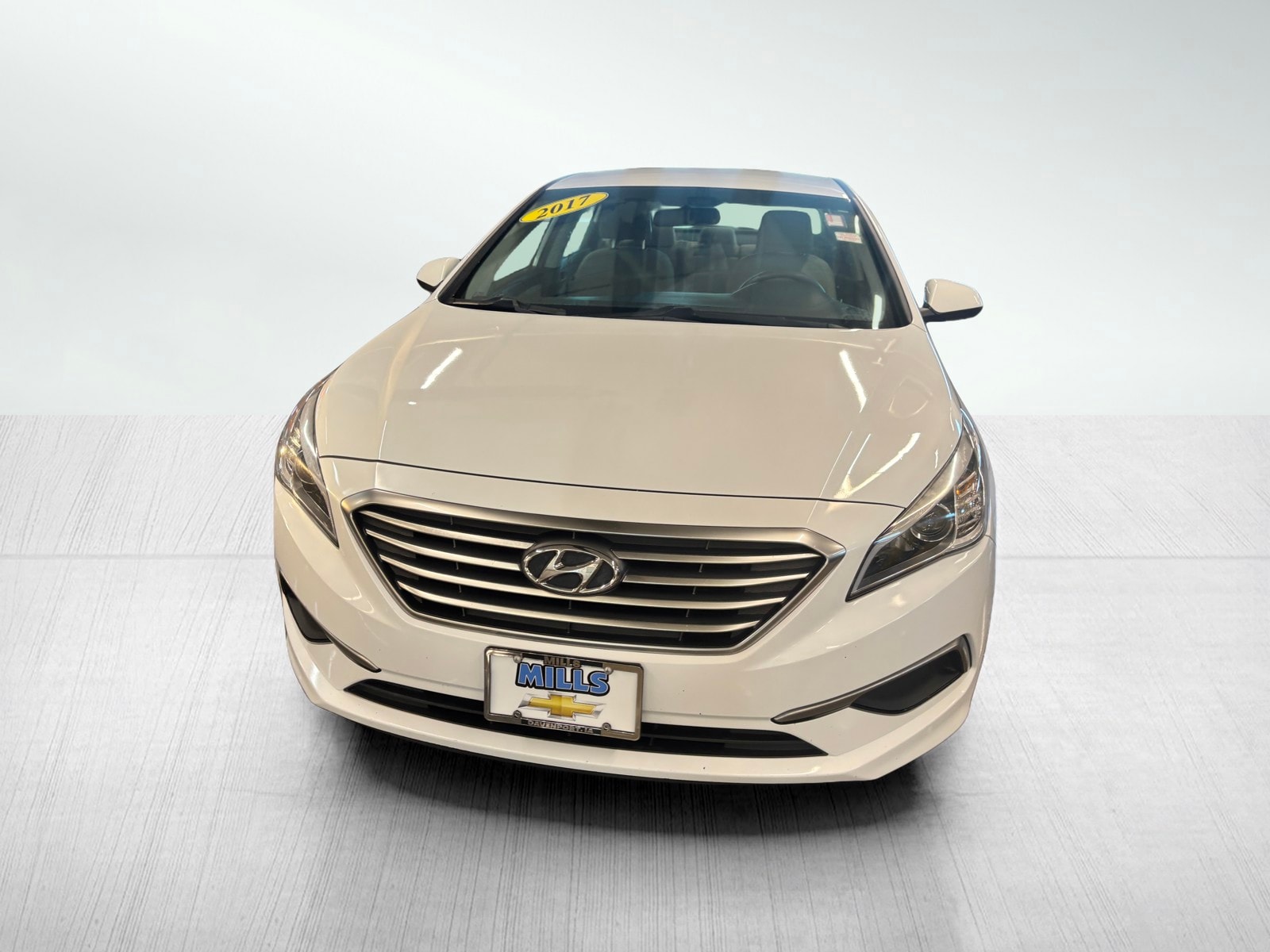 Used 2017 Hyundai Sonata Base with VIN 5NPE24AF5HH544535 for sale in Davenport, IA