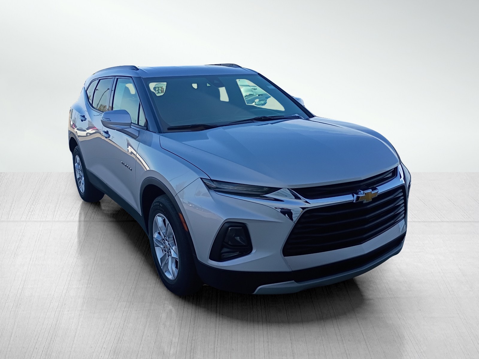 Used 2023 Chevrolet Equinox LT with VIN 3GNAXKEG4PS133985 for sale in Davenport, IA