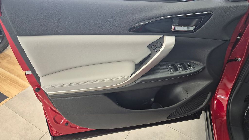 2026 Mitsubishi Eclipse Cross SEL - Photo 7
