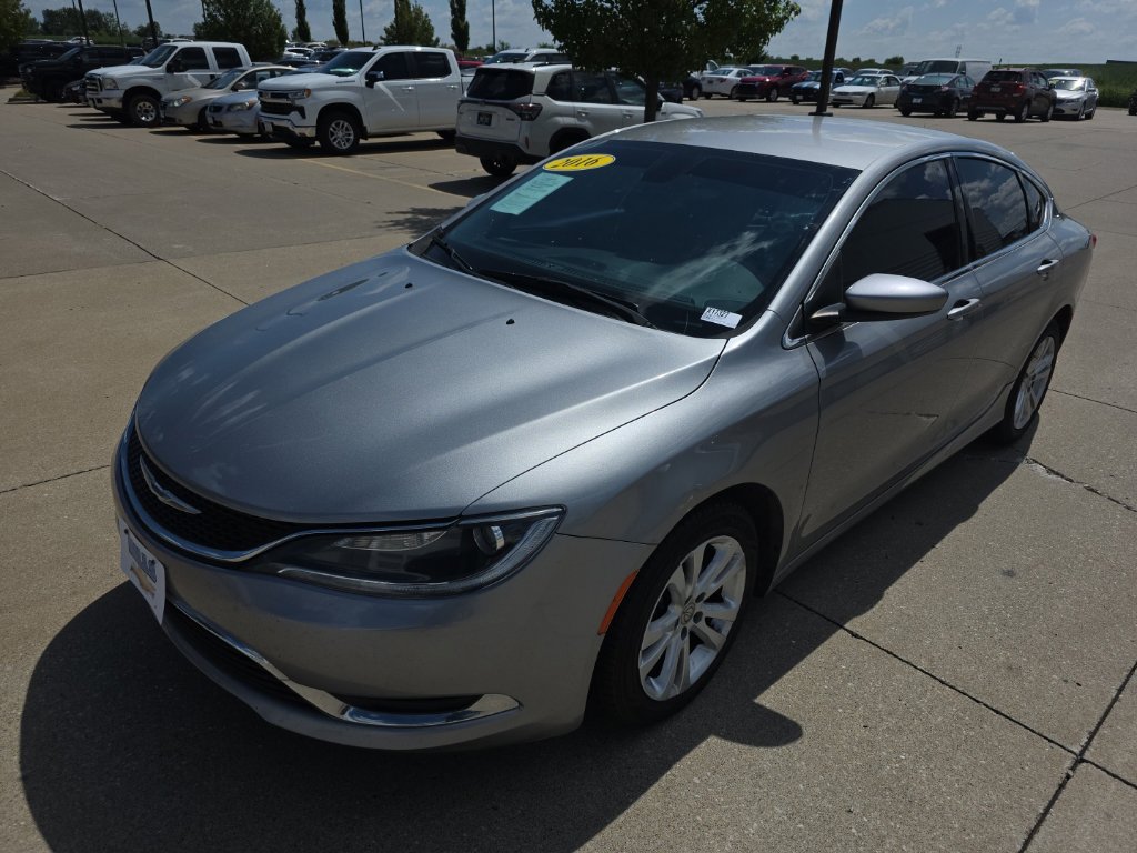 2016 Chrysler 200 Limited