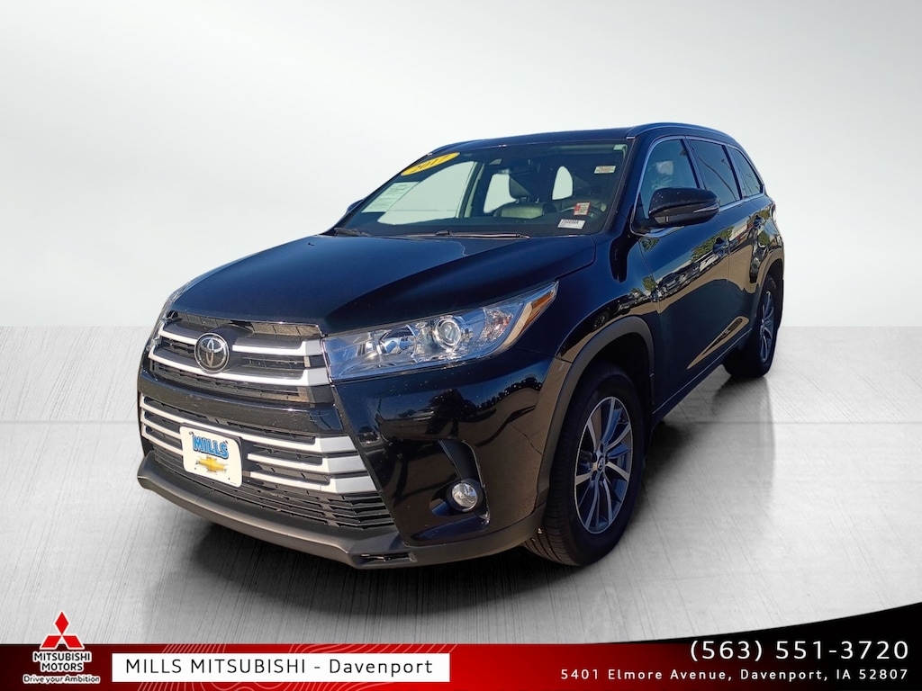Used 2017 Toyota Highlander XLE V6 SUV