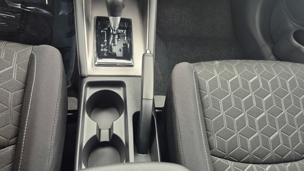 2025 Mitsubishi Outlander Sport ES - Photo 15