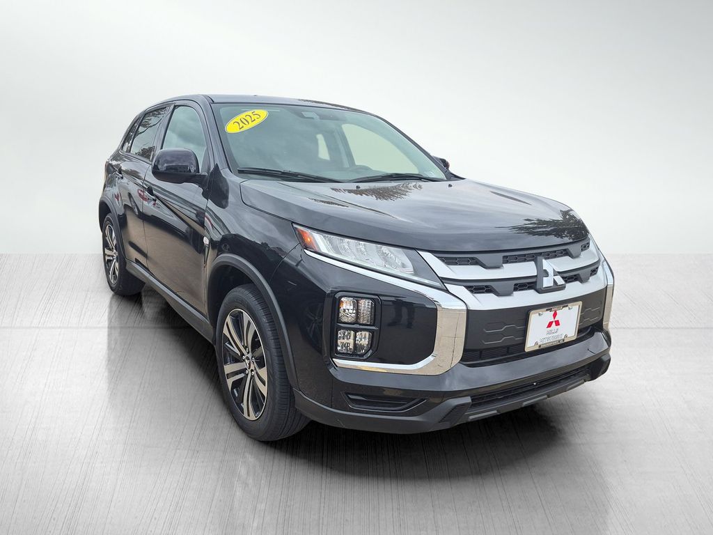 2025 Mitsubishi Outlander Sport ES - Photo 3