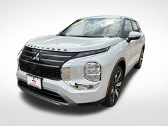2026 Mitsubishi Outlander SE SUV
