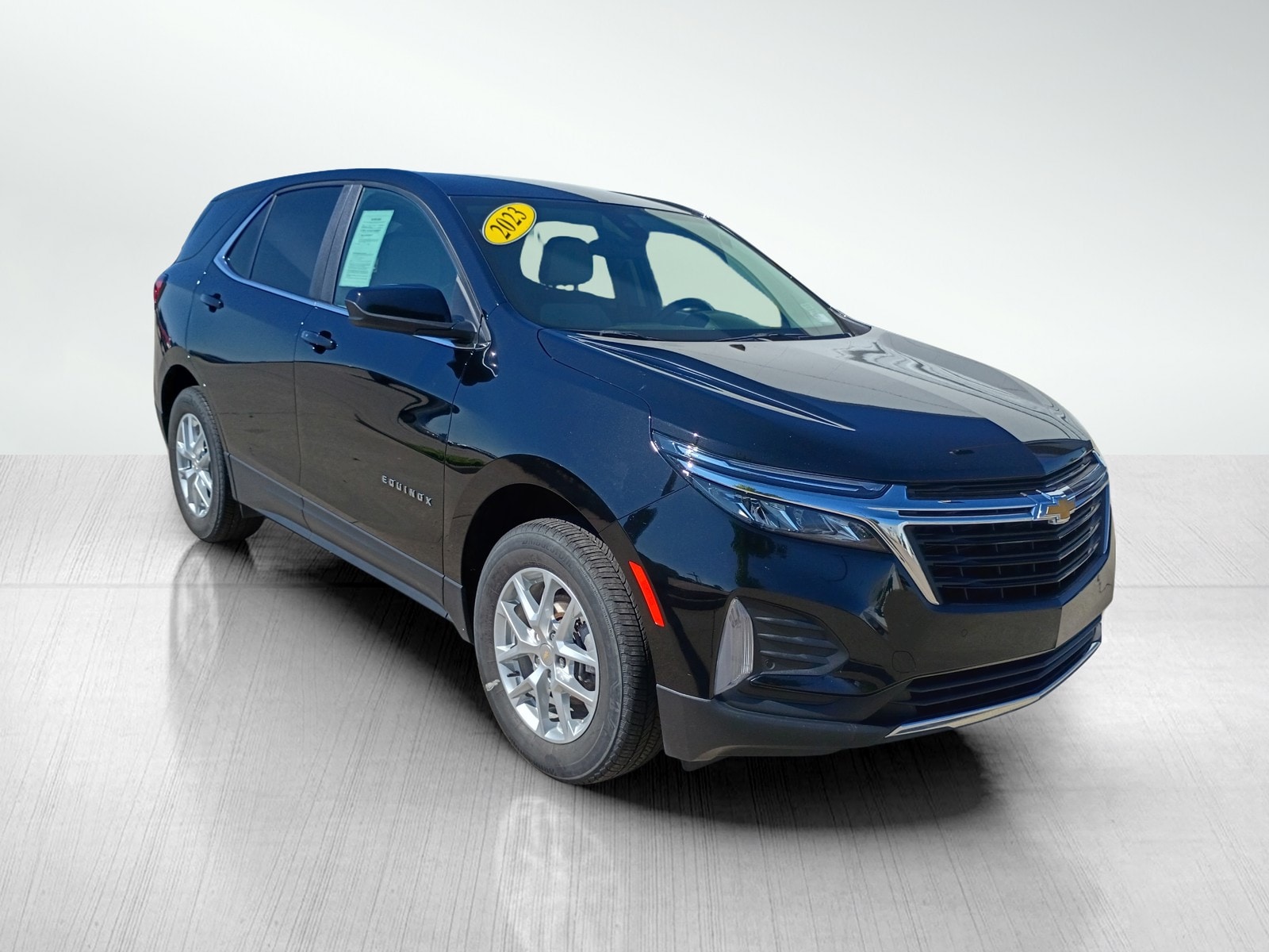 Used 2023 Chevrolet Equinox LT with VIN 3GNAXUEG0PL175043 for sale in Davenport, IA