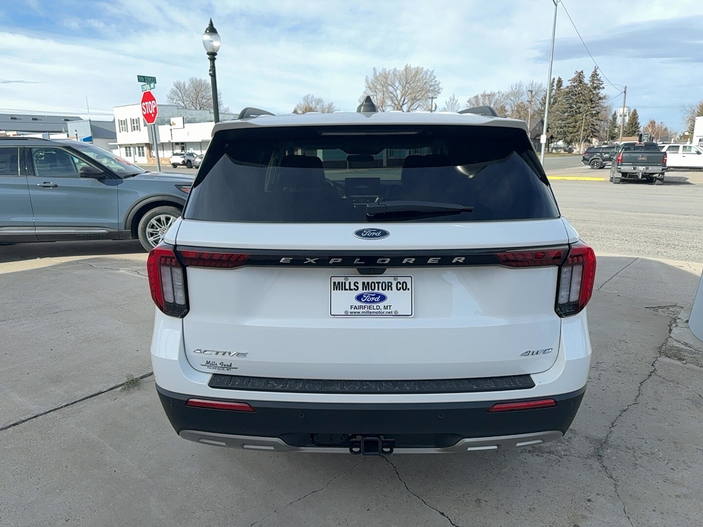 2025 Ford Explorer Active - Photo 4