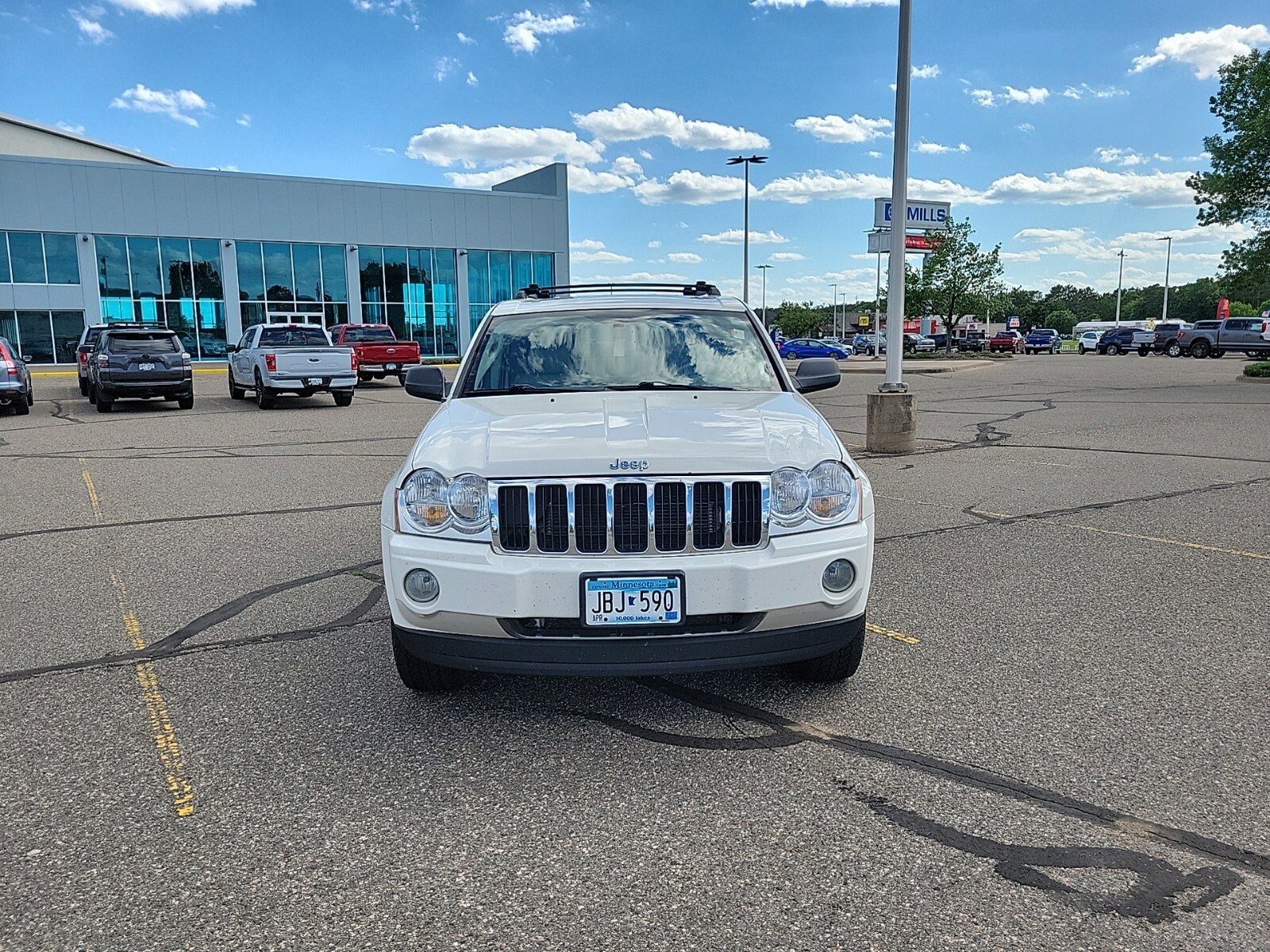 Used 2006 Jeep Grand Cherokee Limited with VIN 1J8HR58266C287422 for sale in Baxter, Minnesota