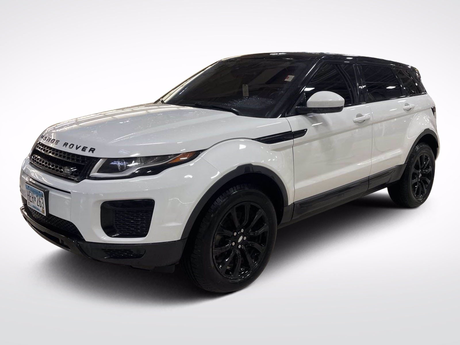 Used 2018 Land Rover Range Rover Evoque SE with VIN SALVP2RXXJH276260 for sale in Baxter, Minnesota