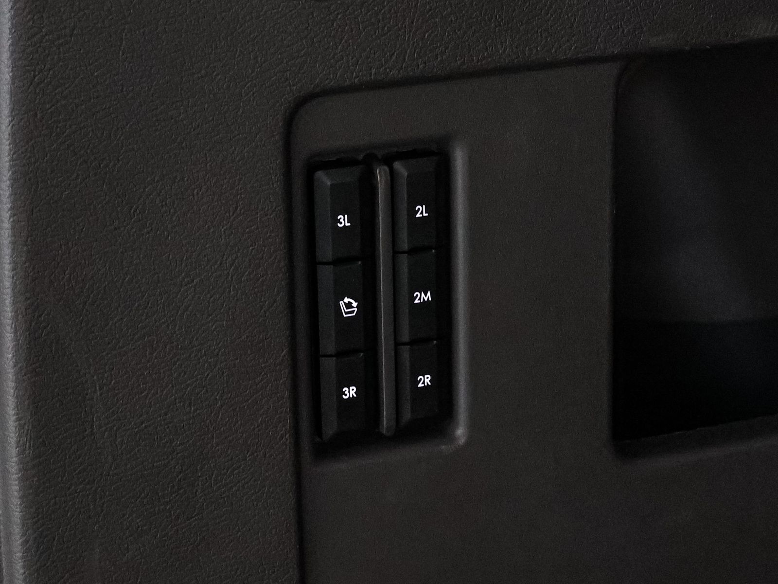 2022 Lincoln Navigator Reserve L - Photo 18