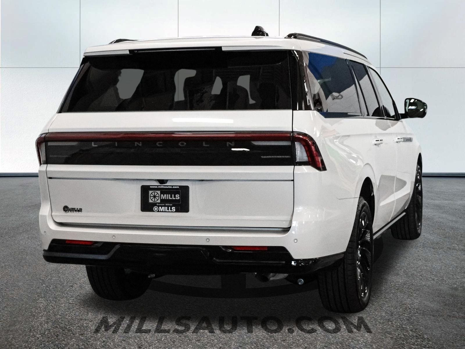 2027 Lincoln Navigator Reserve L - Photo 7