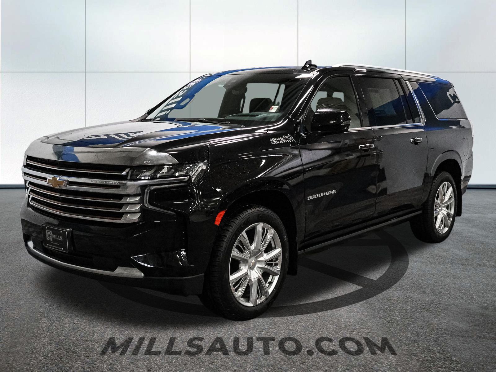 Used 2022 Chevrolet Suburban High Country with VIN 1GNSKGKL8NR212318 for sale in Baxter, Minnesota
