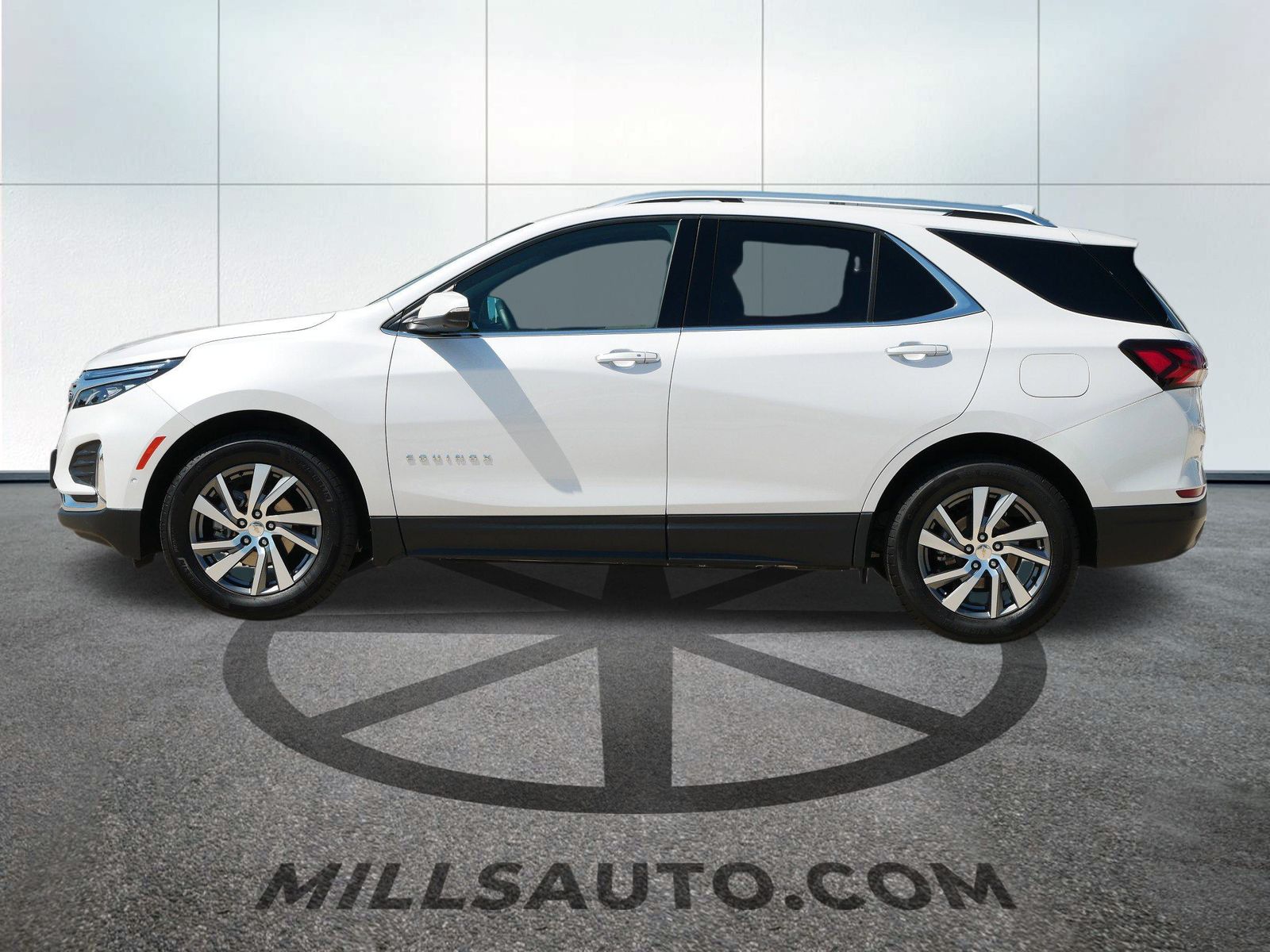 Used 2024 Chevrolet Equinox Premier with VIN 3GNAXXEGXRL315426 for sale in Baxter, Minnesota