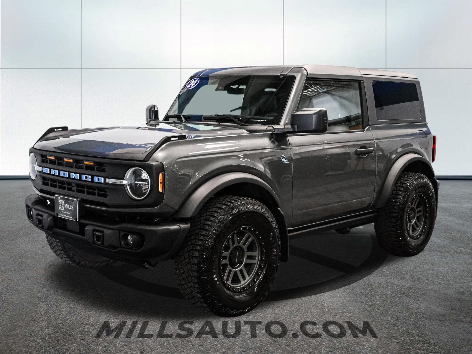 Used 2024 Ford Bronco 2-Door Black Diamond with VIN 1FMDE1AH1RLA08242 for sale in Baxter, Minnesota