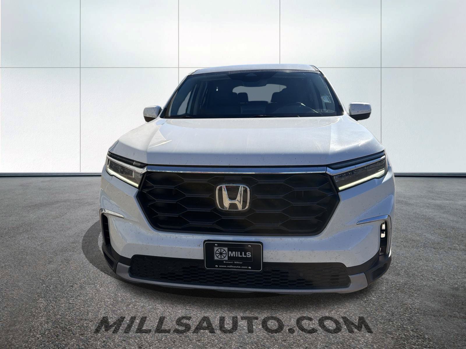Used 2025 Honda Pilot EX-L with VIN 5FNYG1H40SB066371 for sale in Baxter, Minnesota