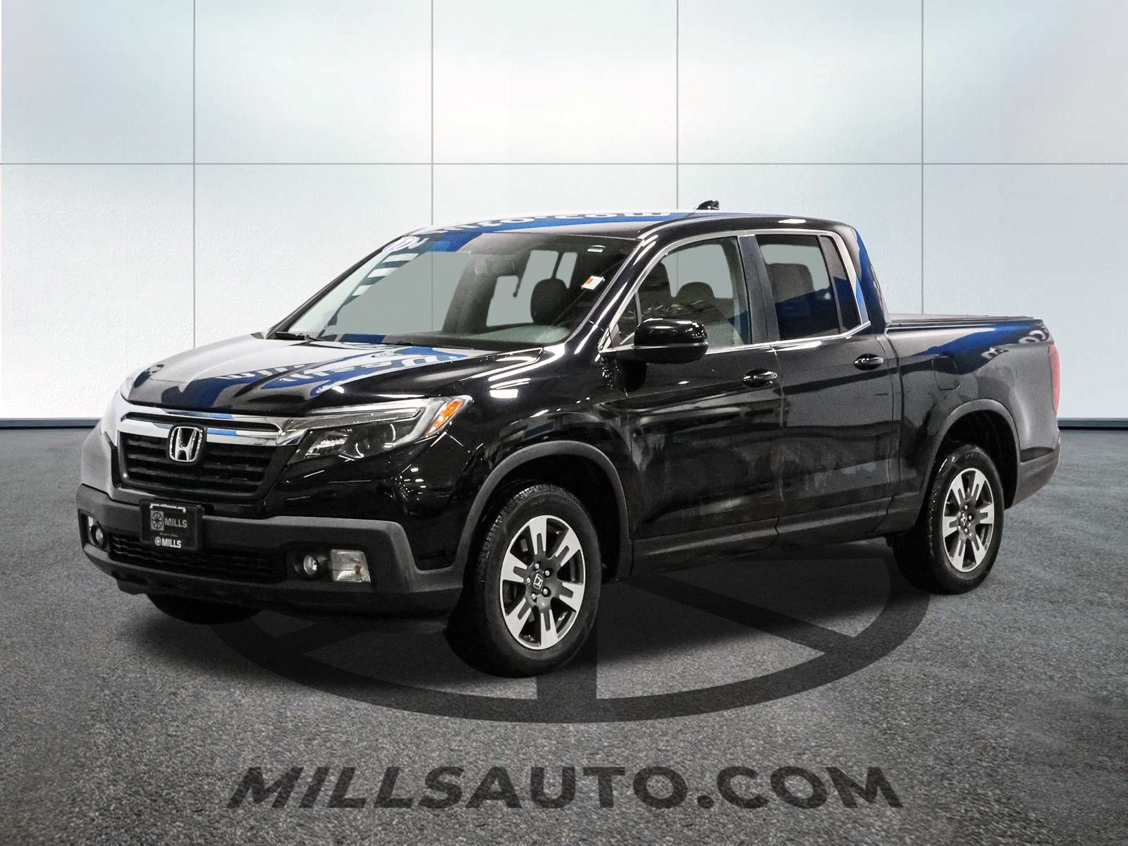 Certified 2017 Honda Ridgeline RTL-T with VIN 5FPYK3F64HB033338 for sale in Baxter, Minnesota