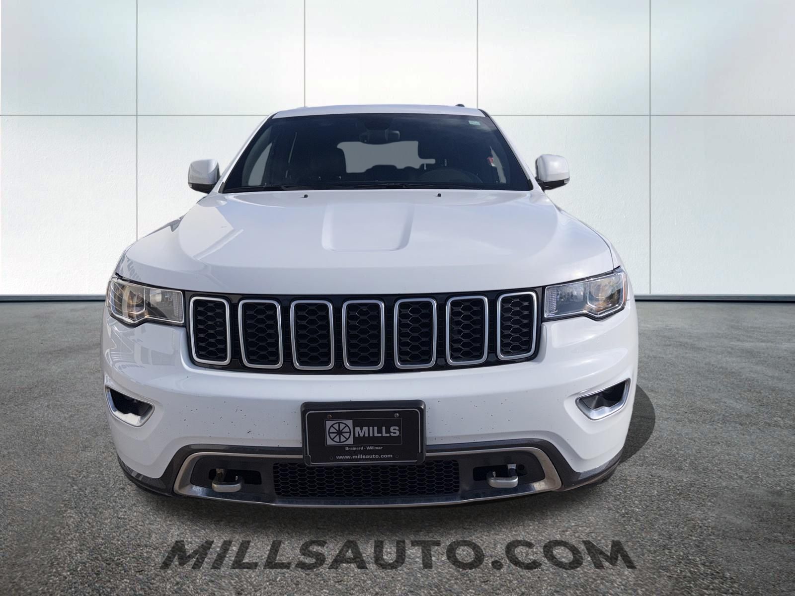 Used 2018 Jeep Grand Cherokee Limited Sterling Edition with VIN 1C4RJFBG3JC335478 for sale in Baxter, Minnesota