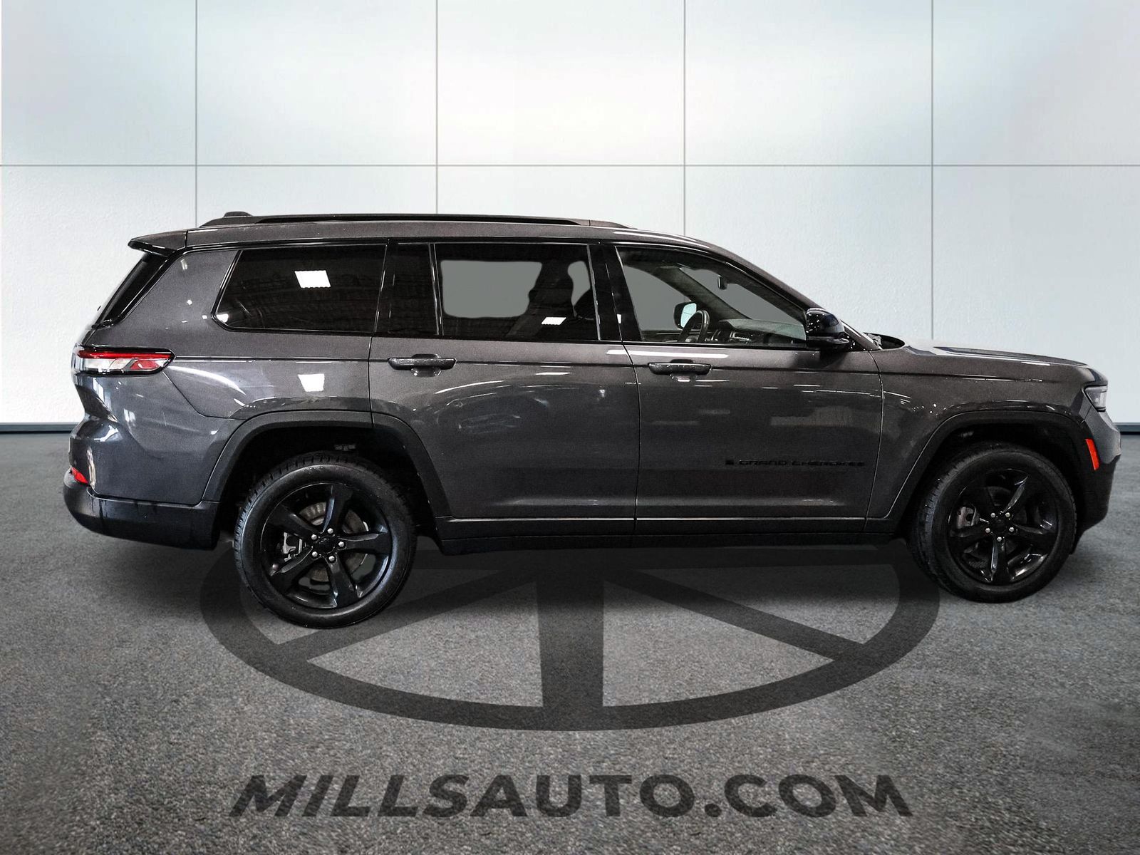 2022 Jeep Grand Cherokee L Altitude - Photo 9