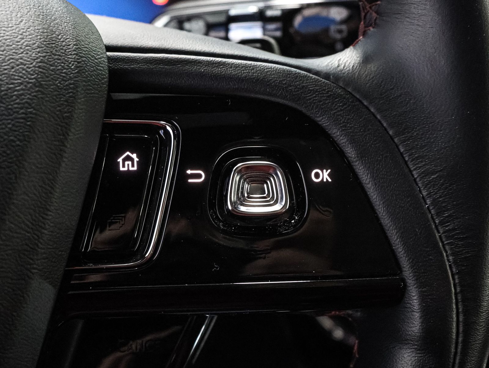 2025 Lincoln Corsair Grand Touring - Photo 36
