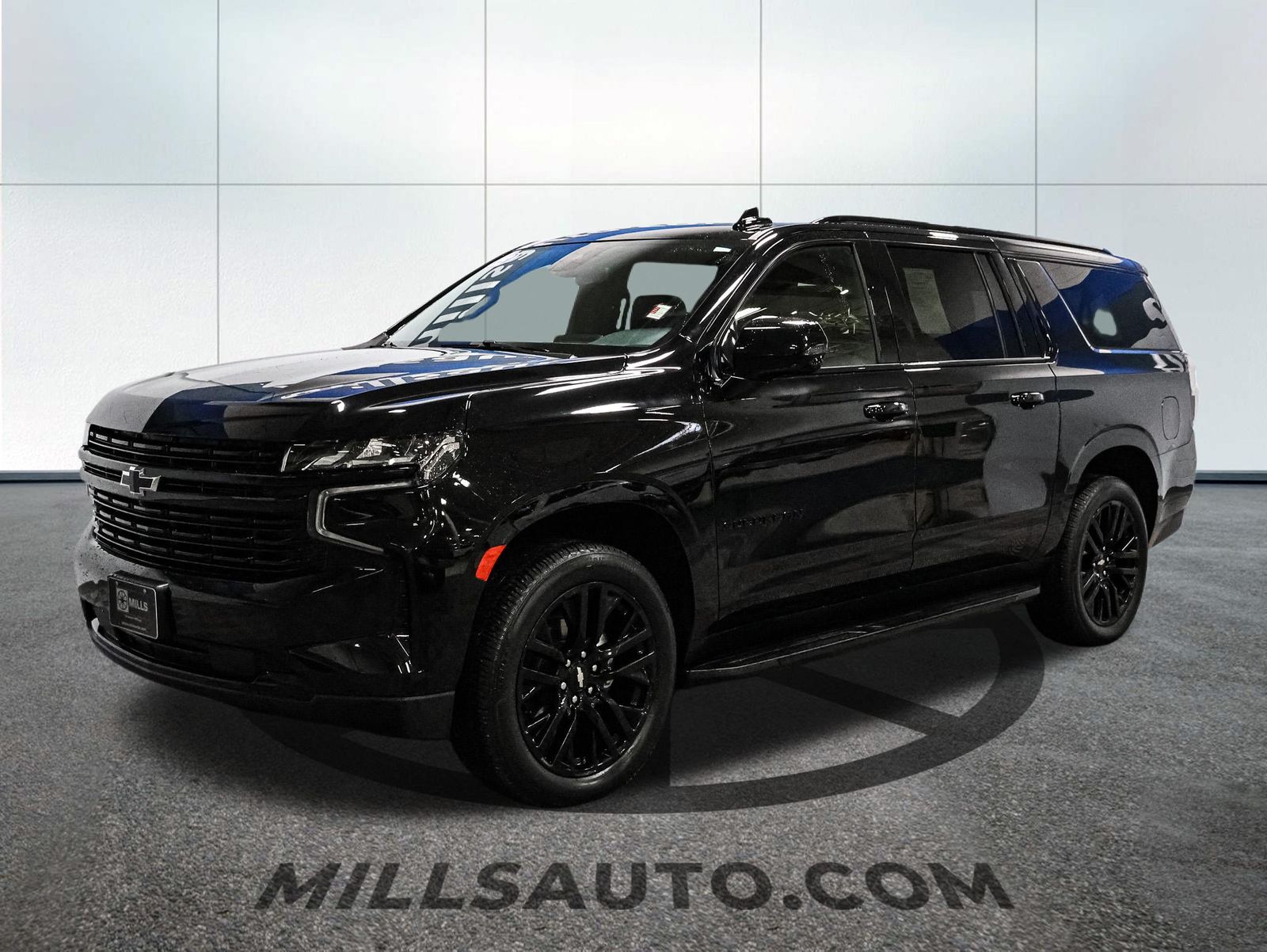 Used 2023 Chevrolet Suburban RST with VIN 1GNSKEKD7PR534853 for sale in Baxter, Minnesota