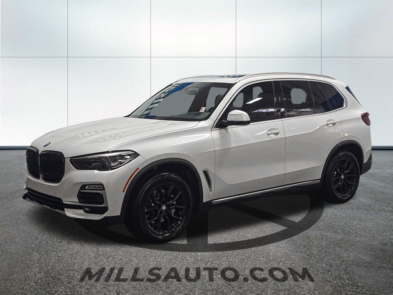 Certified 2019 BMW X5 40i with VIN 5UXCR6C52KLL63218 for sale in Baxter, Minnesota