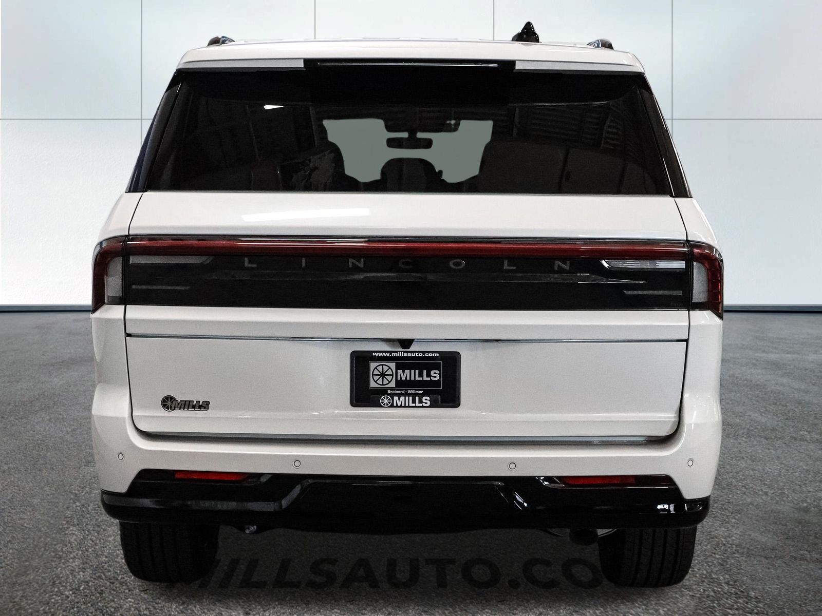 2027 Lincoln Navigator Reserve L - Photo 6