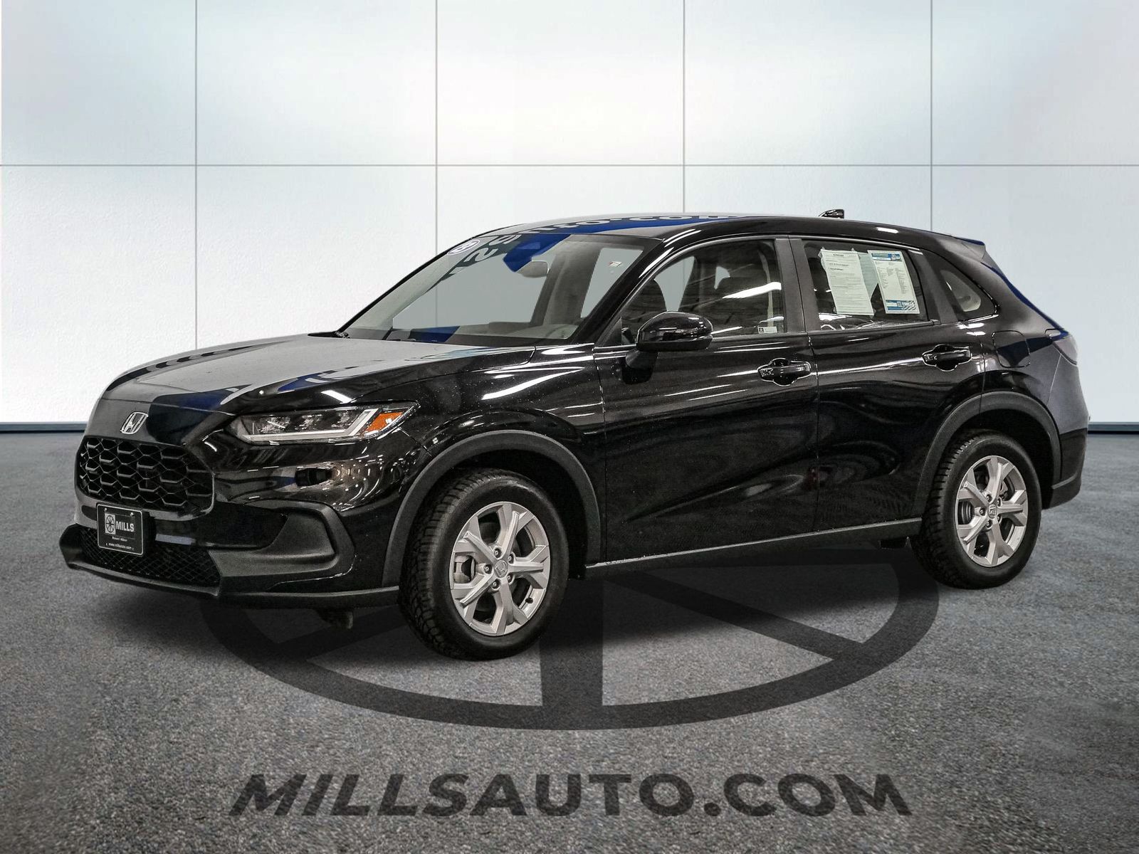 Used 2023 Honda HR-V LX with VIN 3CZRZ2H33PM729263 for sale in Baxter, Minnesota