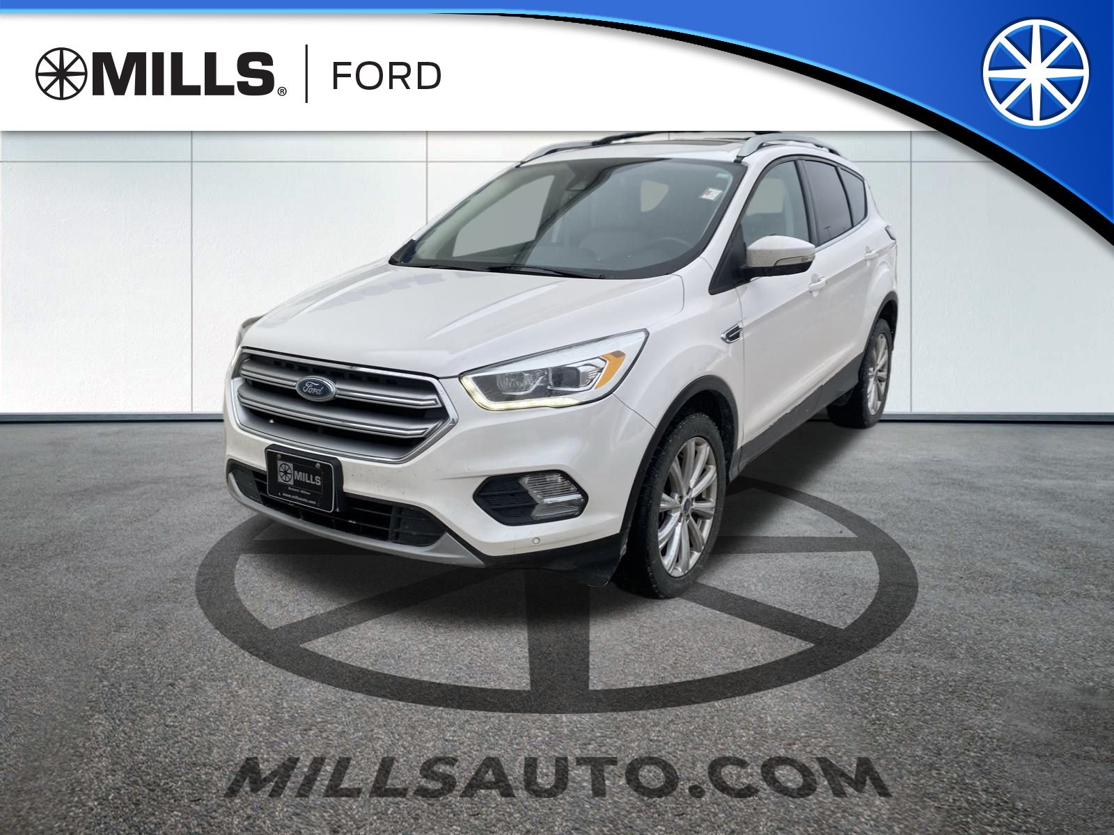 2017 Ford Escape Titanium's photo