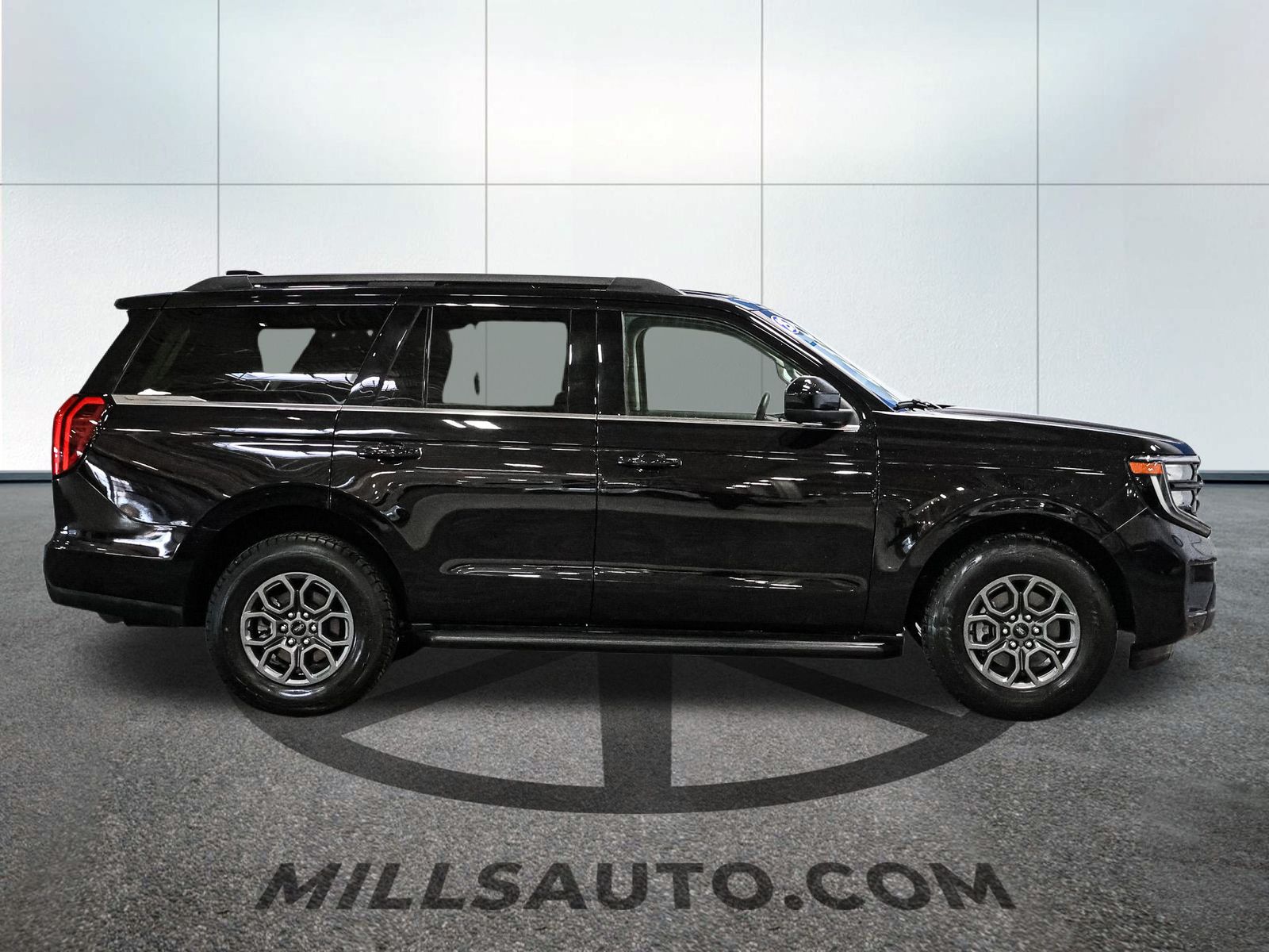 2025 Ford Expedition Active - Photo 9