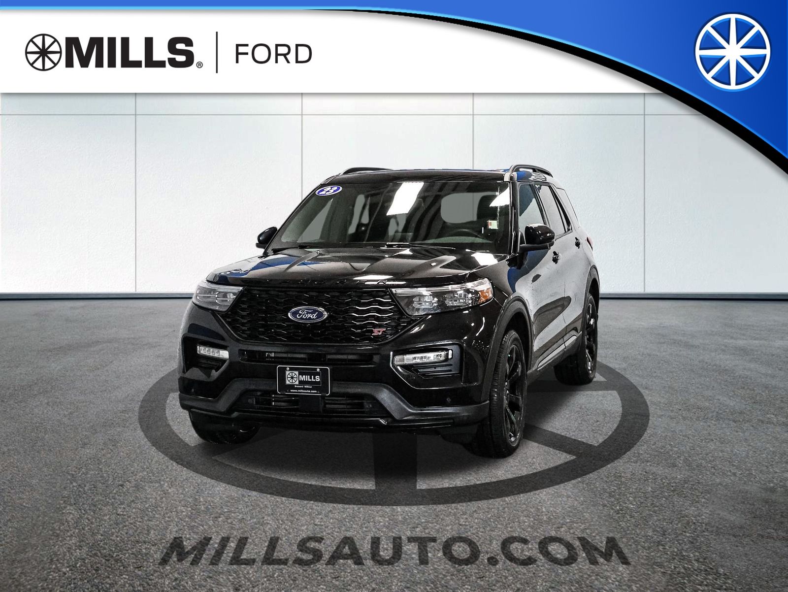 2023 Ford Explorer ST 4WD's photo