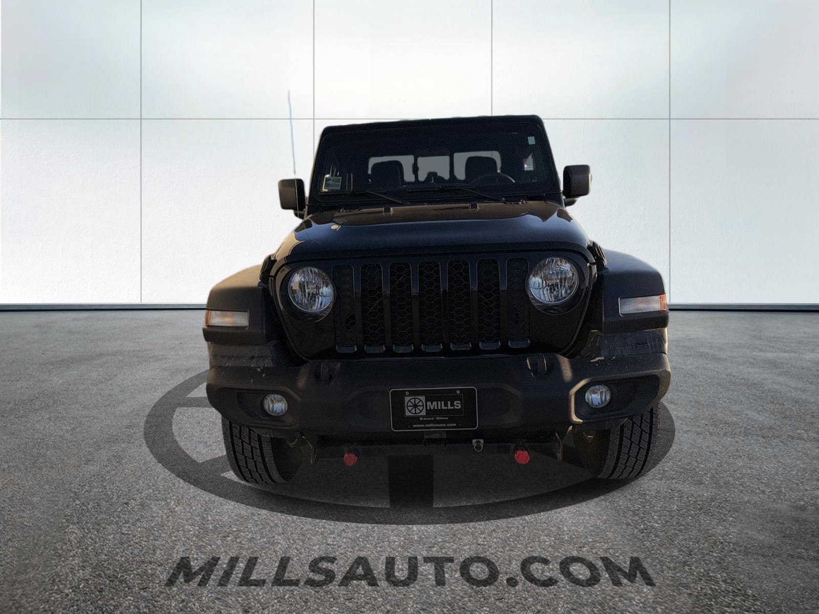 Used 2020 Jeep Gladiator Sport S with VIN 1C6HJTAG6LL124619 for sale in Baxter, Minnesota