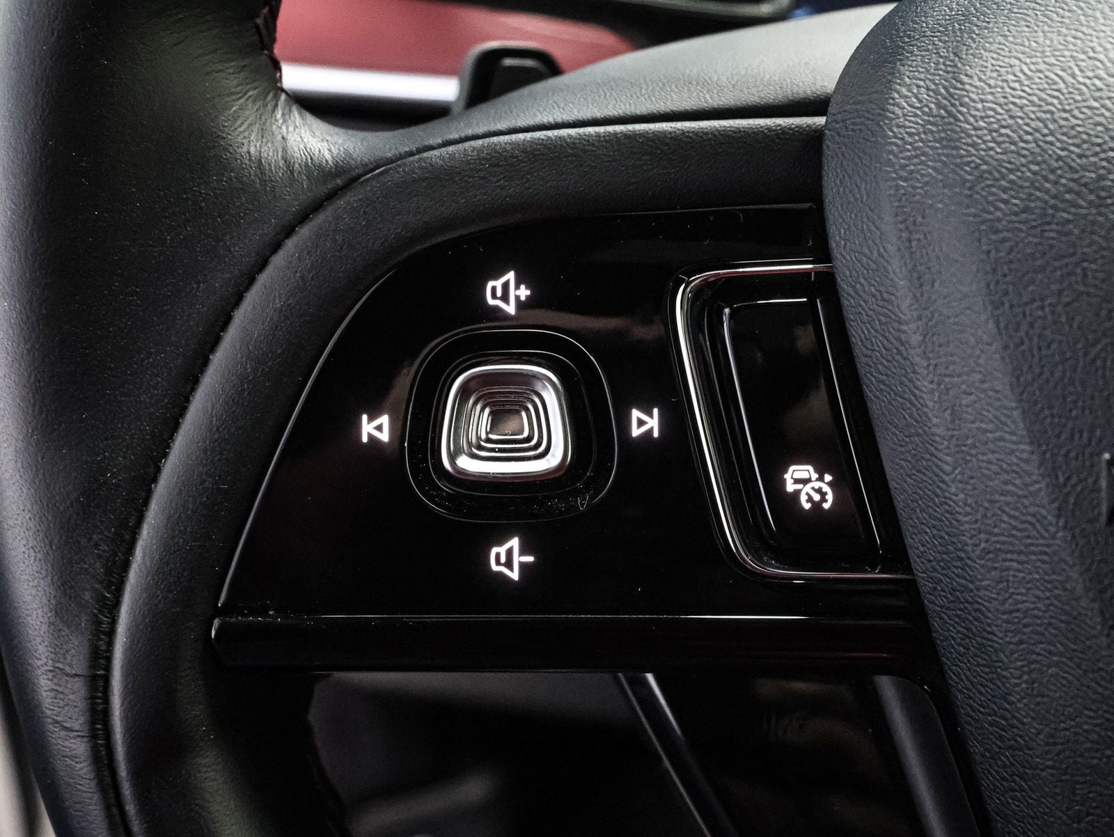 2025 Lincoln Corsair Grand Touring - Photo 35