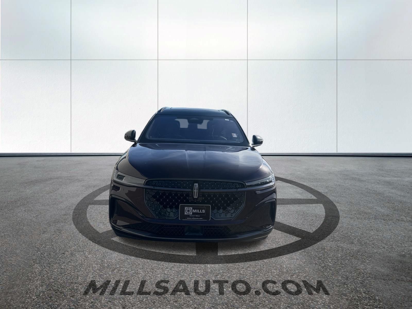 Used 2025 Lincoln Nautilus Reserve with VIN 5LMPJ8KA3SJ948690 for sale in Baxter, Minnesota