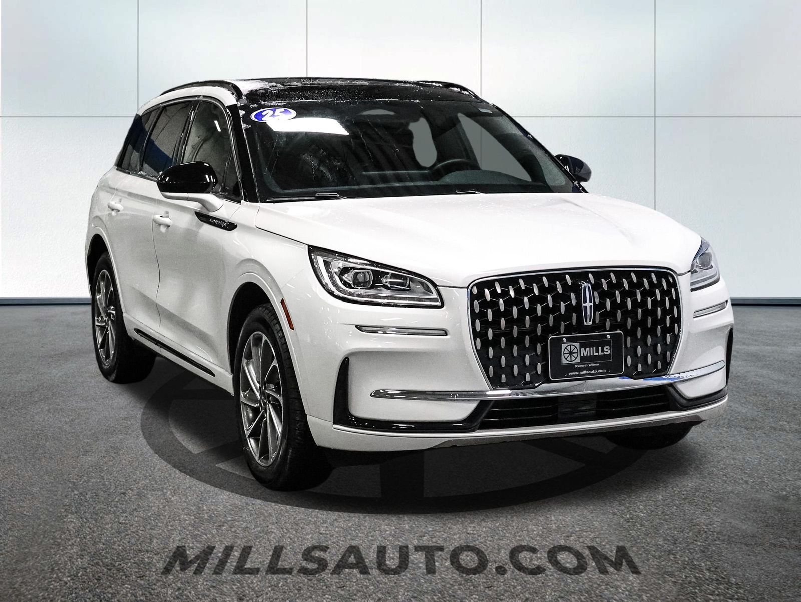 2025 Lincoln Corsair Grand Touring - Photo 11