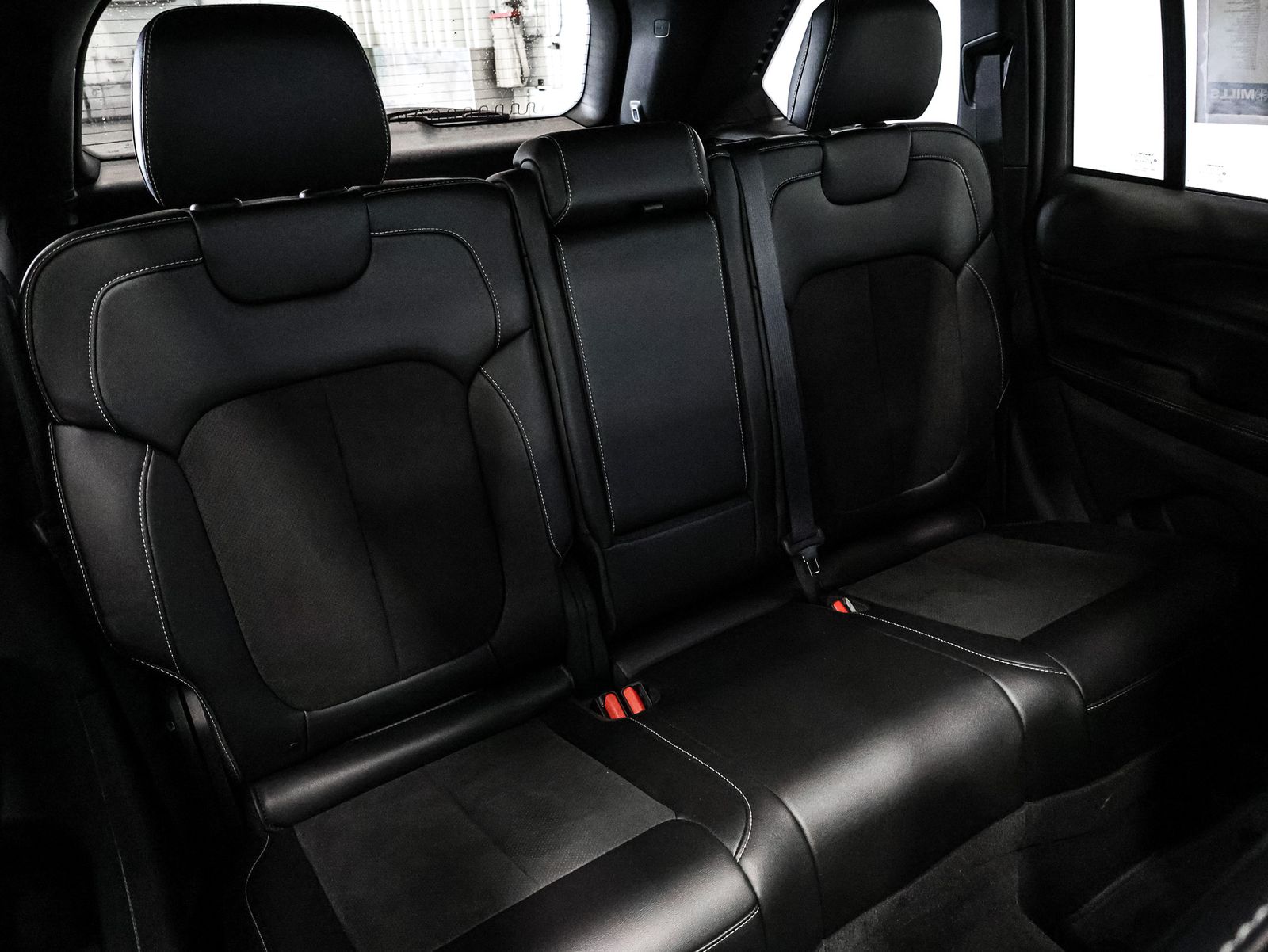 2024 Jeep Grand Cherokee Altitude - Photo 23