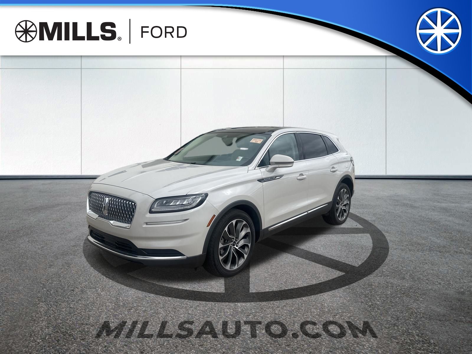 2022 Lincoln Nautilus Reserve AWD's photo